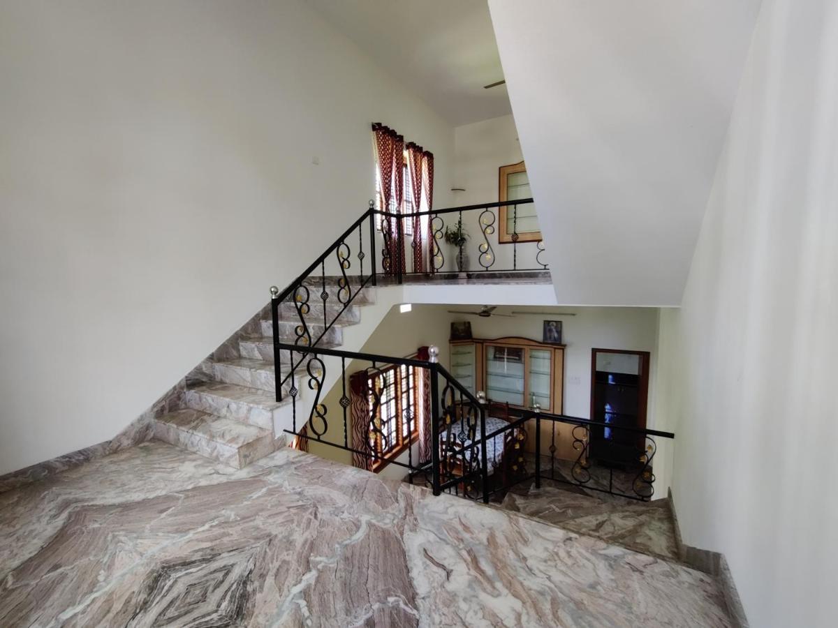 Spacious 3-Bedroom Private Villa In Mangalore - Ideal Getaway For Family And Friends Bagian luar foto