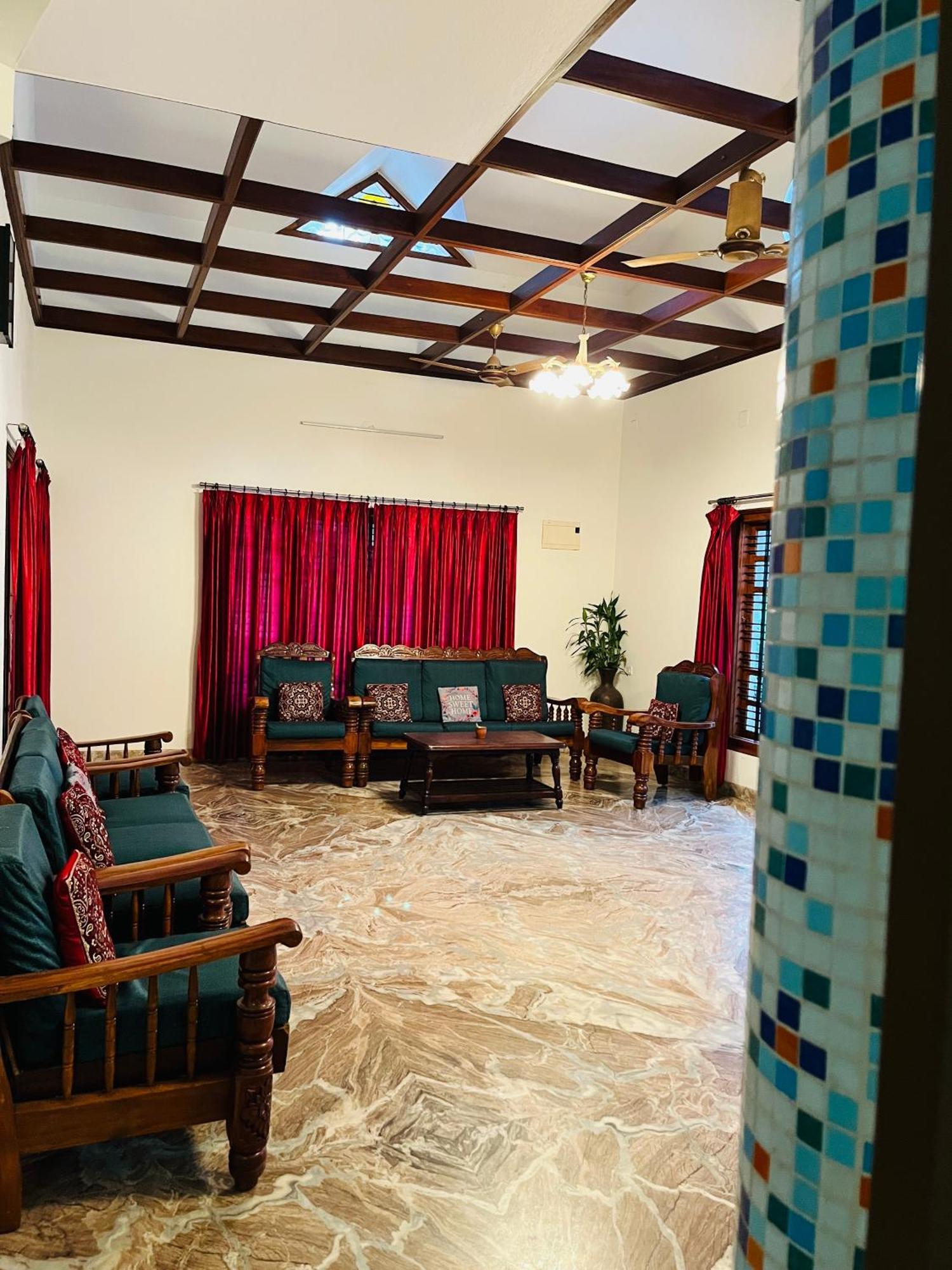 Spacious 3-Bedroom Private Villa In Mangalore - Ideal Getaway For Family And Friends Bagian luar foto