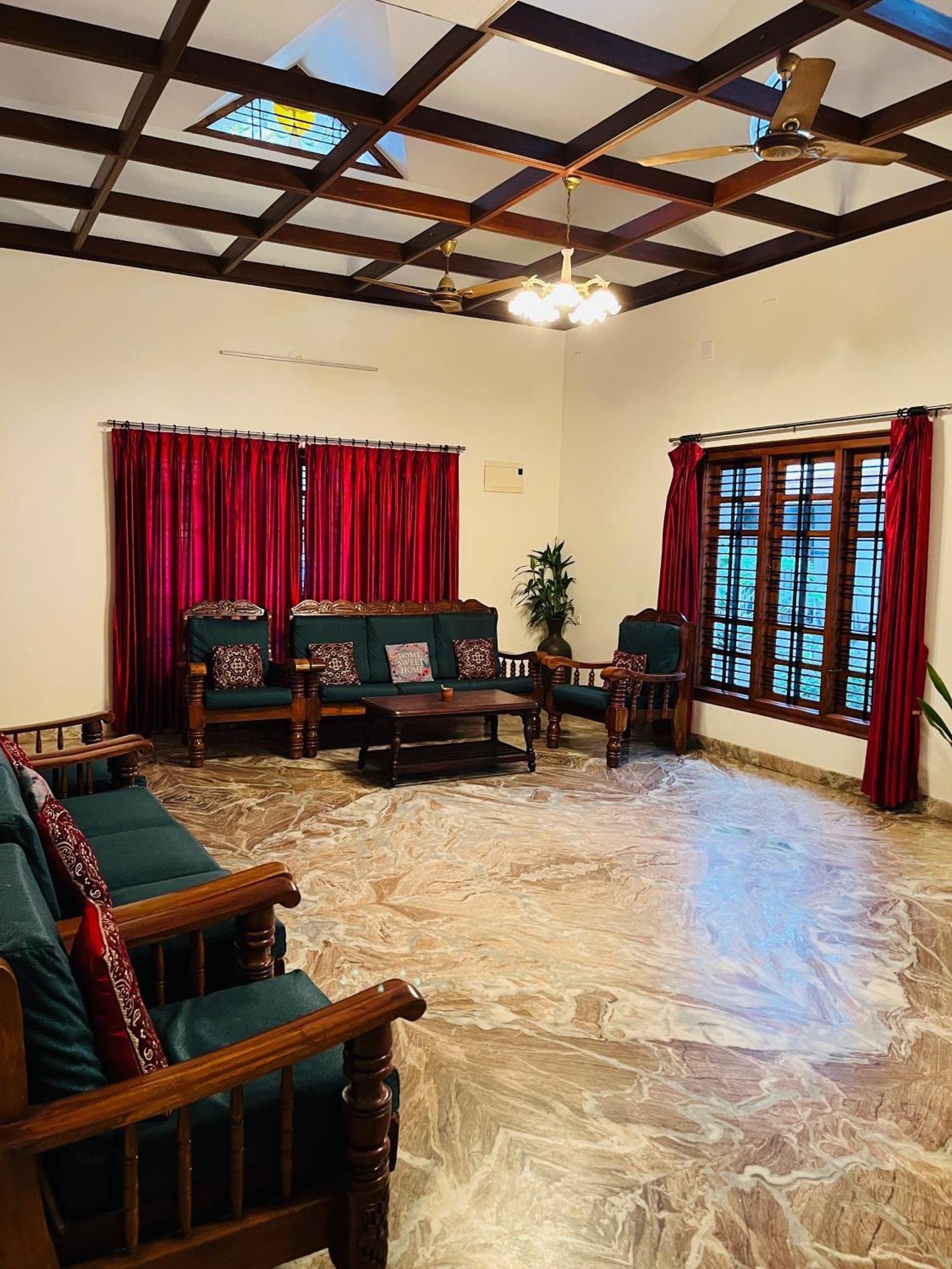 Spacious 3-Bedroom Private Villa In Mangalore - Ideal Getaway For Family And Friends Bagian luar foto