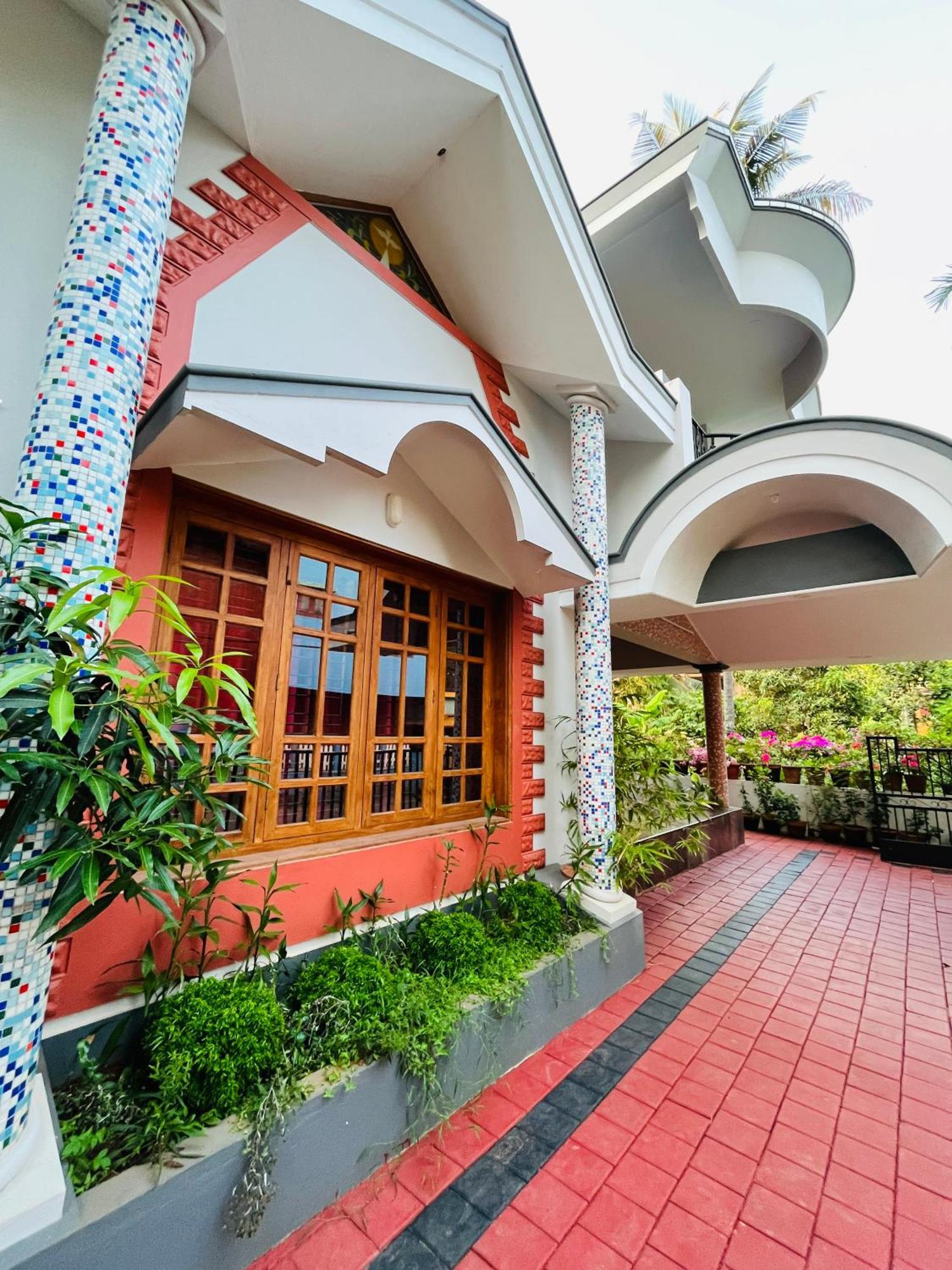 Spacious 3-Bedroom Private Villa In Mangalore - Ideal Getaway For Family And Friends Bagian luar foto